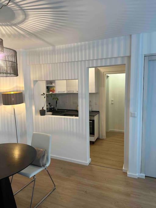Dus Apartment *